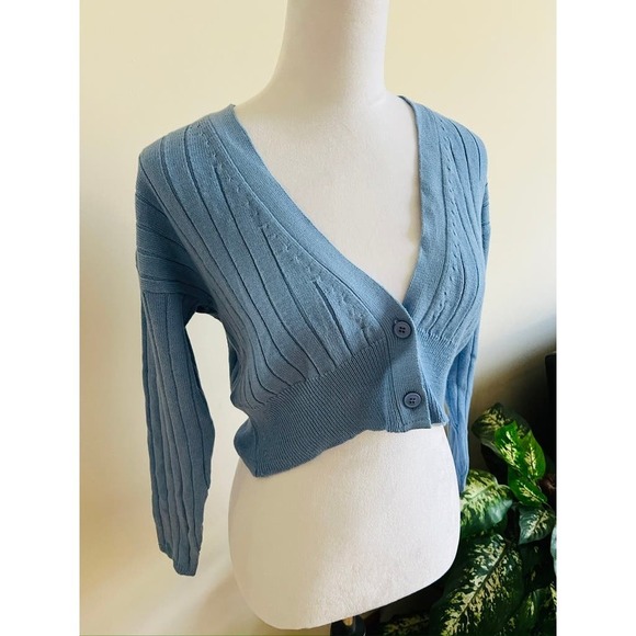 Alohas Blue Cropped Sweater - Picture 2 of 5